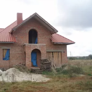 продам недостроенный дом в Боголюбах
