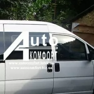 Средний салон правое окно длинная база малышка на Fiat Skudo Peugeot E