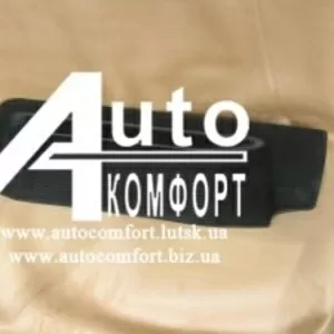 Правый порог (стекловолокно) Renault Trafic, Opel Vivaro, Nissan Primastar