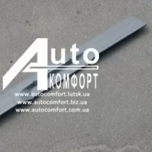 Задний порог на автомобиль Mercedes-Benz Vito