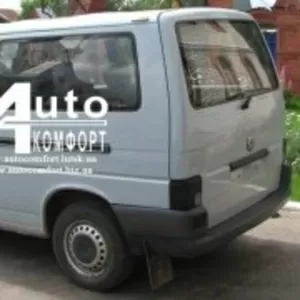 Задний салон,  левое стекло на Volkswagen Transporter Т-4 длин.база