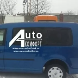 Передний салон,  левое окно на автомобиль VW Caddy 07-