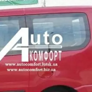 Задний салон,  левое окно,  короткая база на Fiat Skudo,  Peugeot Expert