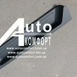 Левый внутренний порог салона на автомобиль Volkswagen Т-5 (пластик)