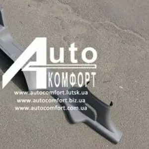 Правый внутренний порог салона Volkswagen Caddy (пластик)