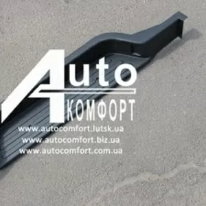 Правый внутренний порог салона Renault Trafic/Opel Vivaro