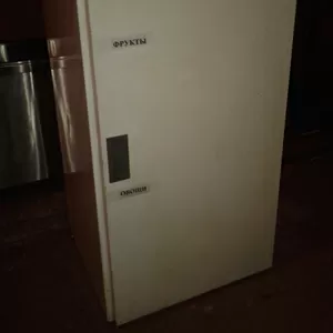 Продам холодильный шкаф Bolarus бу для кафе