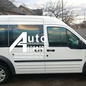 Передний салон,  правое окно,  (длинная база) Ford Transit (Tourneo) Con