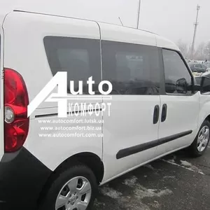 Задний салон,  правое окно,  короткая база на Opel Combo D (2011-) (Опел