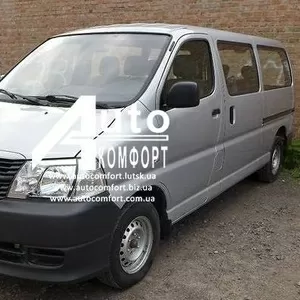 Передний салон,  левое окно на Toyota Hiace (Тойота Хай-Эйс)