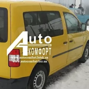 Задний салон,  правое окно (original/в паз) на автомобиль VW Caddy 04- 