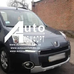 Лобовое стекло на Peugeot Partner (2008-),  Citroen Berlingo (2008-) с 