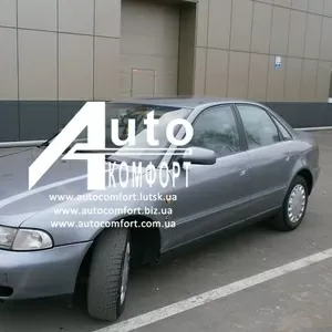 Лобовое стекло на Audi A4 (Седан,  Комби) (1994-2001) с установкой