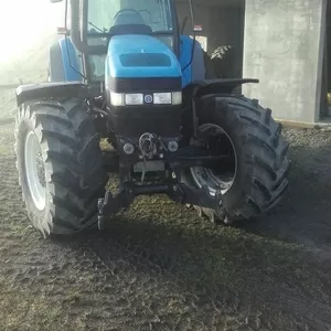 Трактор New Holland TM155