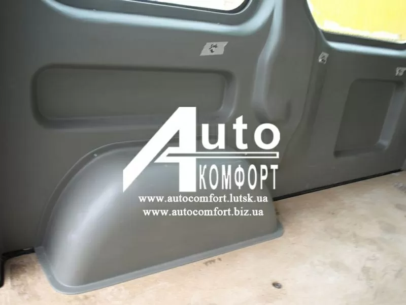 Оригинальные внутренние пластмассы салона Renault Trafic,  Opel Vivaro, 