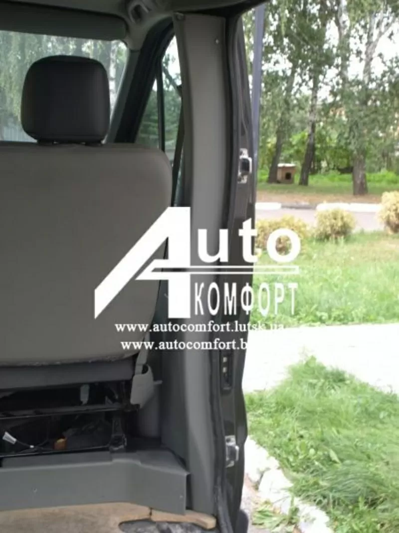 Оригинальные внутренние пластмассы салона Renault Trafic,  Opel Vivaro,  3