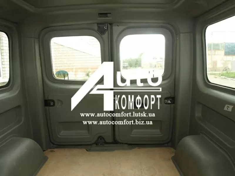 Оригинальные внутренние пластмассы салона Renault Trafic,  Opel Vivaro,  4