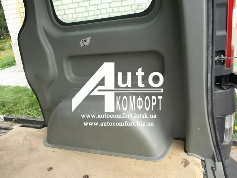 Оригинальные внутренние пластмассы салона Renault Trafic,  Opel Vivaro,  10