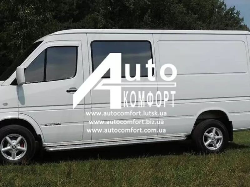 Оригинальный (цельный) уплотнитель (102,  107) на Mercedes Sprinter (19 2