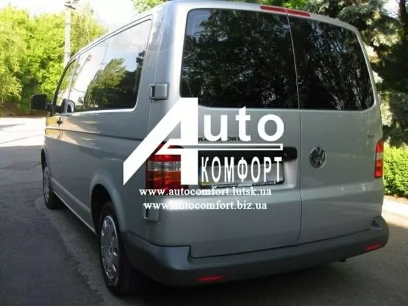 Заднее стекло (распашонка левая)без электрообогрева на Volkswagen Tra