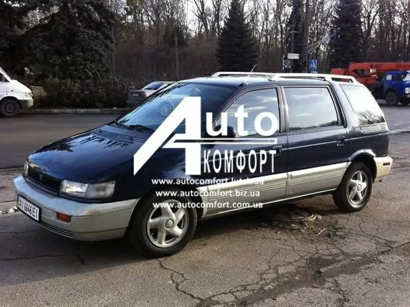 Лобовое стекло на Mitsubishi Space Wagon (Минивен) (1991-1997),  Hyunda