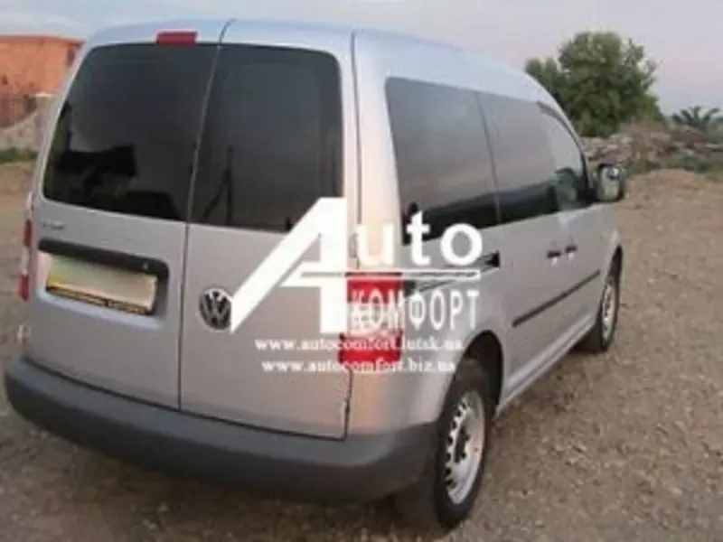 Заднее стекло (распаш. Прав.)без эл.обогрева на автомобиль VW Caddy-07