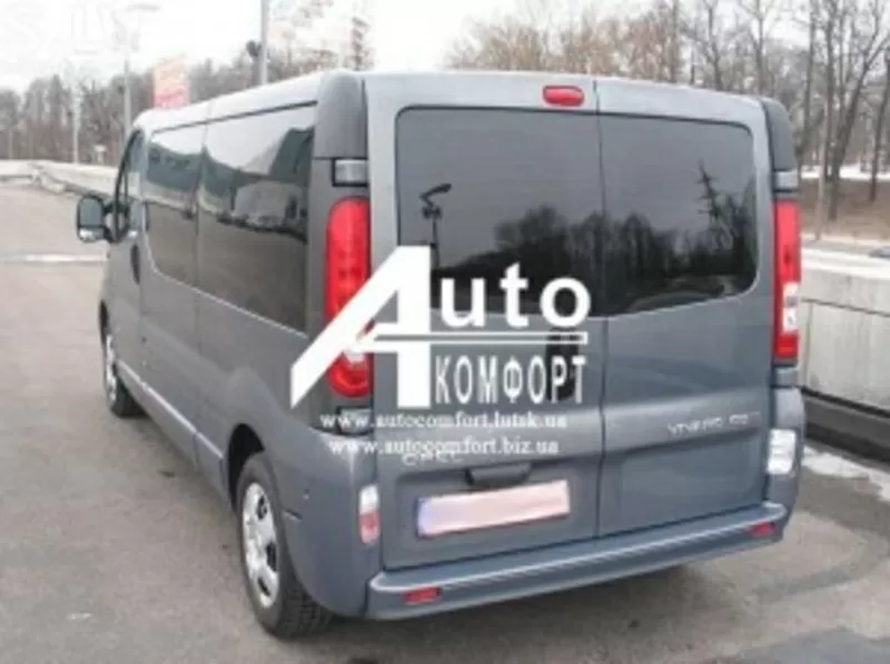 Заднее стекло(распашонка левая)без эл.обогрева на Renault Trafic