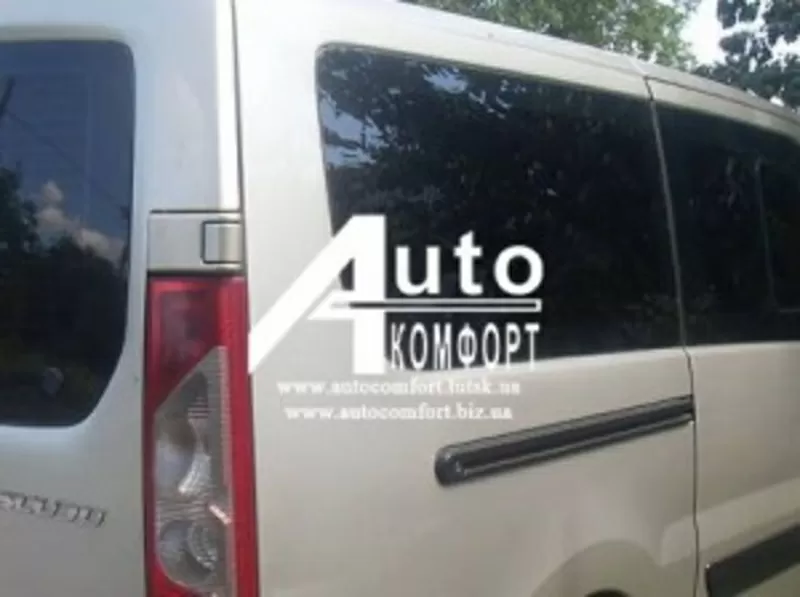 Задний салон,  правое окно,  длинная база на Fiat Skudo 07-