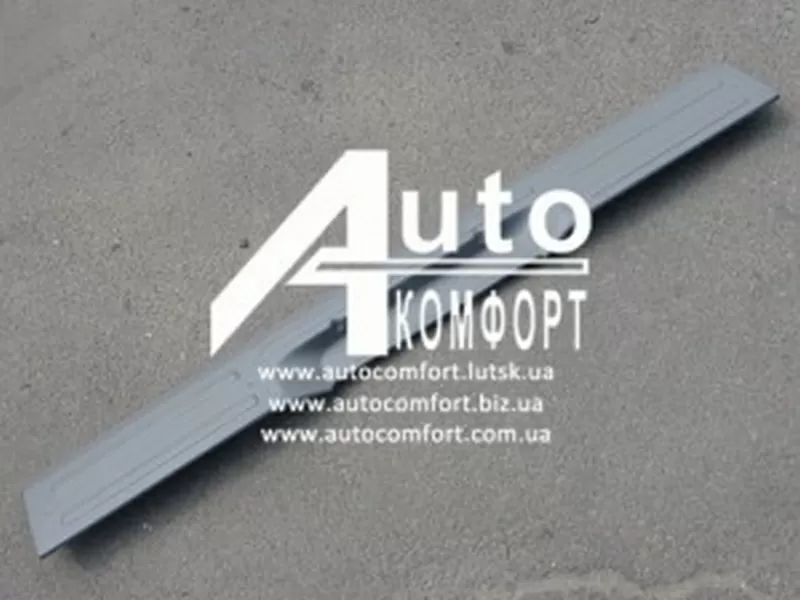 Задний порог Mercedes-Benz Vito 04-(пластик) / ляда,  распашонка