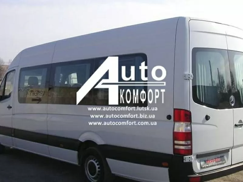 Задний салон,  левое окно на Mercedes-Benz Sprinter (06-),  Volkswagen C