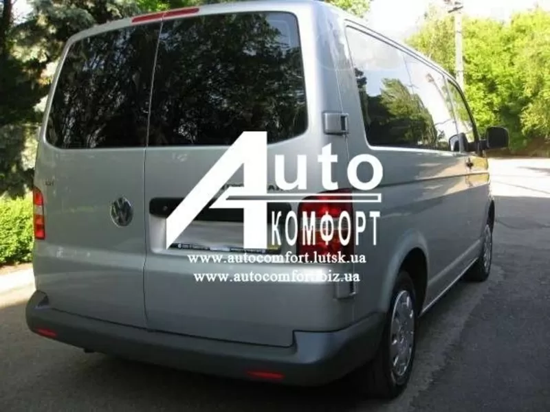 Заднее стекло (распашонка правая) на Volkswagen Transporter Т-5 (Фольк