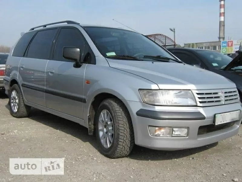 Лобовое стекло на Mitsubishi Space Wagon (Минивэн) (1997-2003) с устан