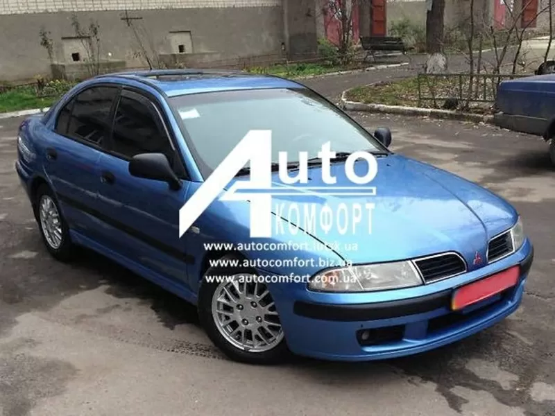 Лобовое стекло на Mitsubishi Carisma (Седан,  Хетчбек) (1995-2004) с ус