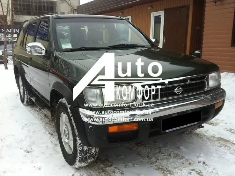 Лобовое стекло на Nissan Pathfinder R50,  Nissan Terrano (1996-2004),  I