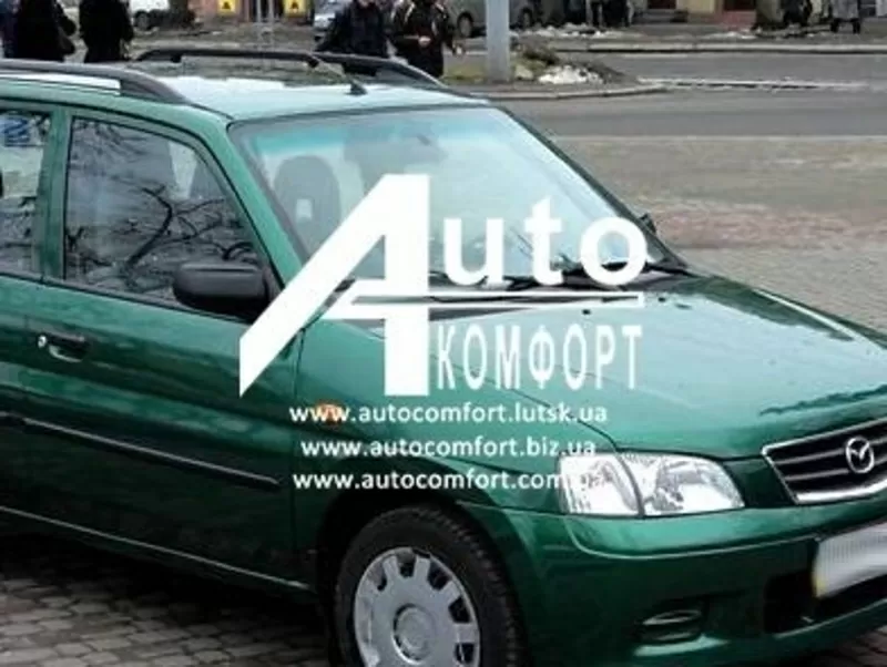 Лобовое стекло на Mazda Demio (Минивэн) (1998-2003) с установкой