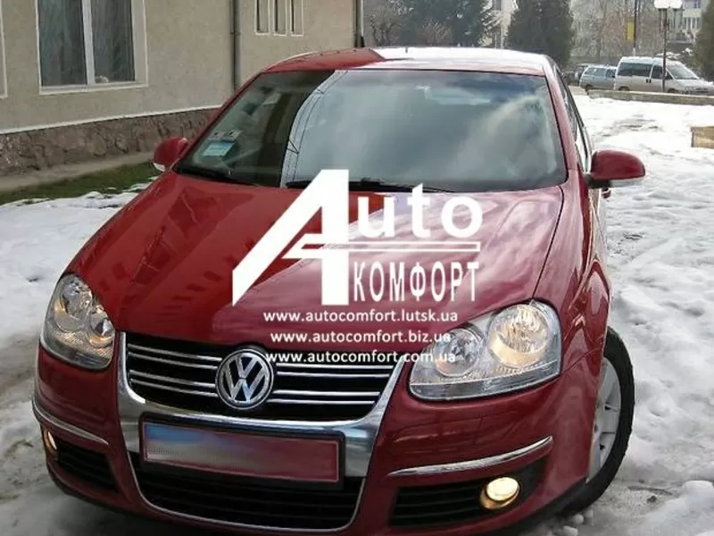 Лобовое стекло на Volkswagen Jetta/Bora/Vento (Седан,  Комби) (2005-201