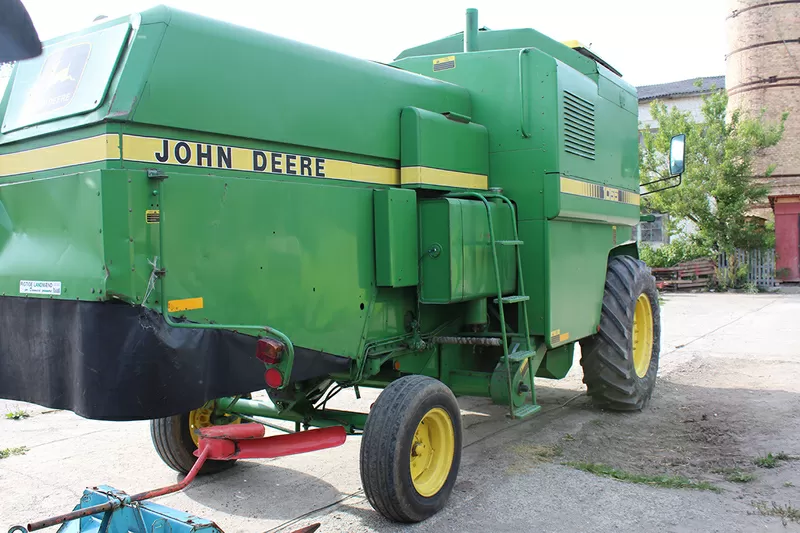 Комбайн John Deere 1055 3