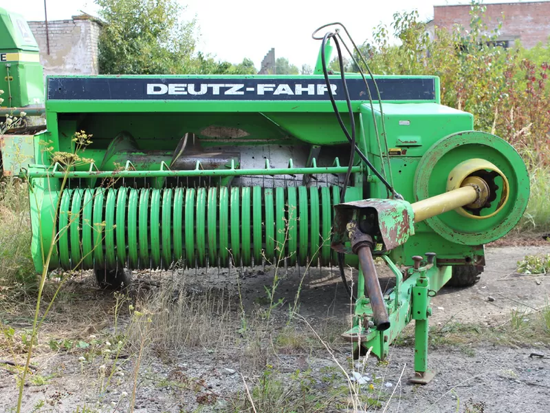 Пресс-подборщик Deutz-Fahr HD490